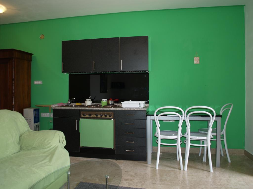 Apartment Pud Oreh Roč Chambre photo